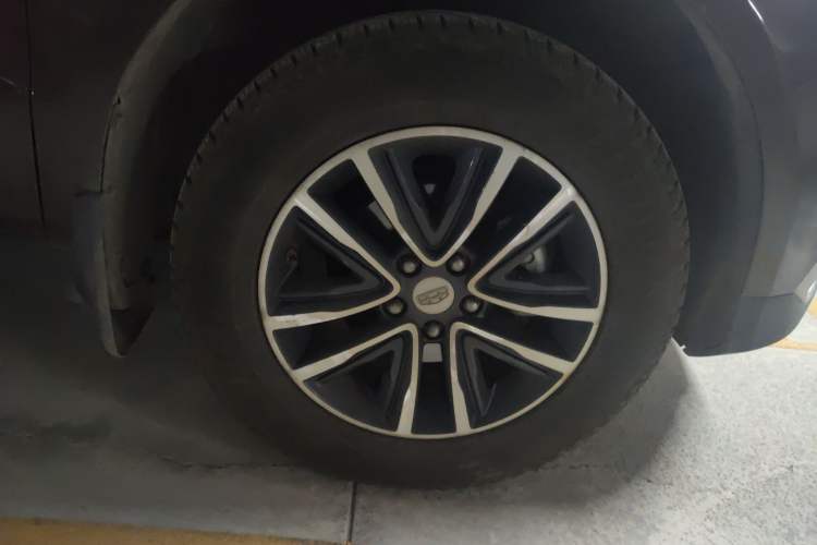 Used Geely Auto Vision X6 2018 1.4T CVT 4G Connected Flagship Edition