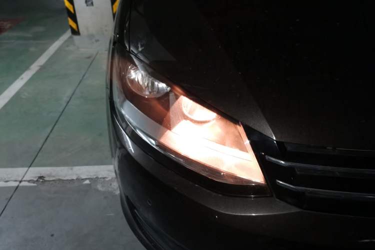 Used Volkswagen Sharan 2013 1.8TSI Standard Model Euro IV
