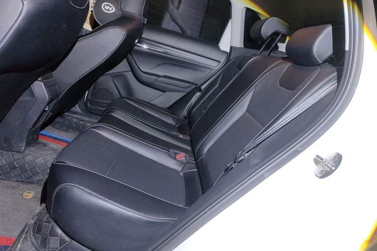 Used Skoda Kamiq 2021 1.5L Automatic Comfort Edition
