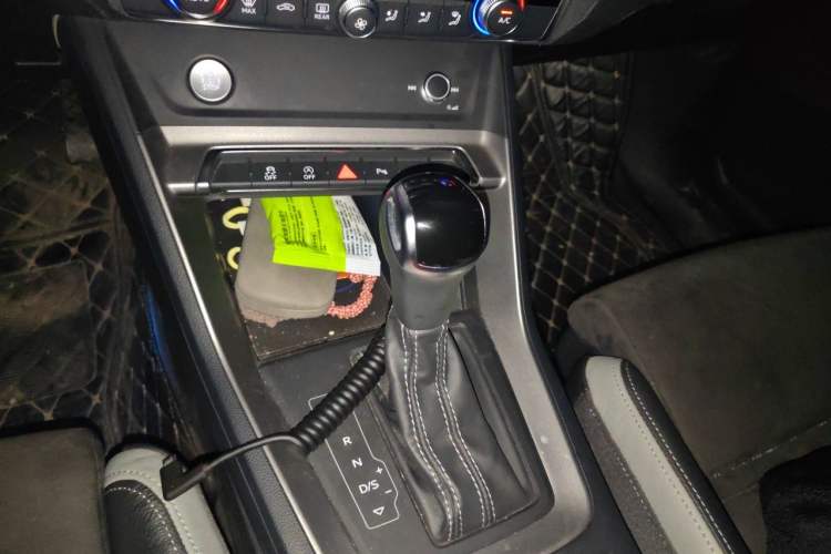 Used Audi Q3 2019 40 TFSI Fashion Dynamic Model