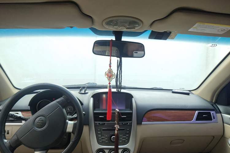 Used Buick Excelle 2011 1.6 LE-MT
