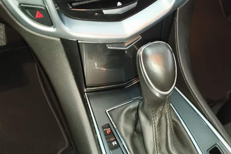 Used Cadillac SRX 2014 3.0L Comfort Model
