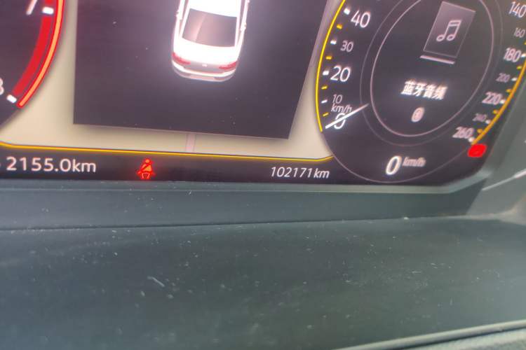 Used Volkswagen Magotan 2020 330TSI DSG Luxury Edition Odometer Close Up