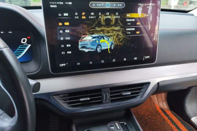 Used BYD Tang New Energy 2018 DM 2.0T All-Wheel Drive Smart Connect Genesis Edition 7 Seats China V Emission Standard
