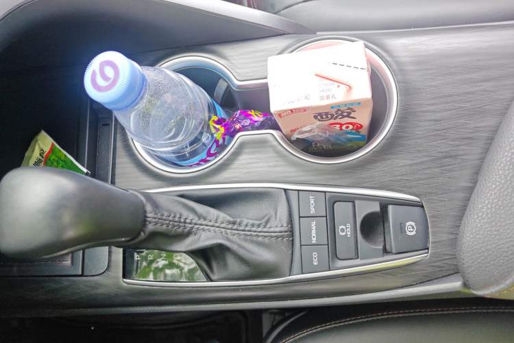 Used Toyota Camry 2023 2.5G Luxury Edition Gear Lever