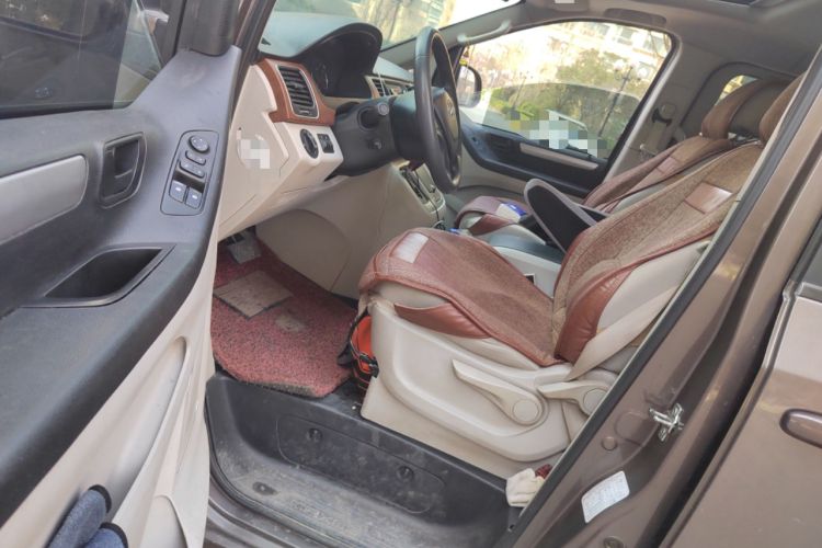 Used SAIC MAXUS G10 2015 2.0T Automatic Anniversary Edition