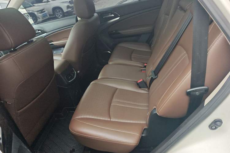 Used BYD S7 2016 2.0T Automatic Prestige Plus Left Rear Seat