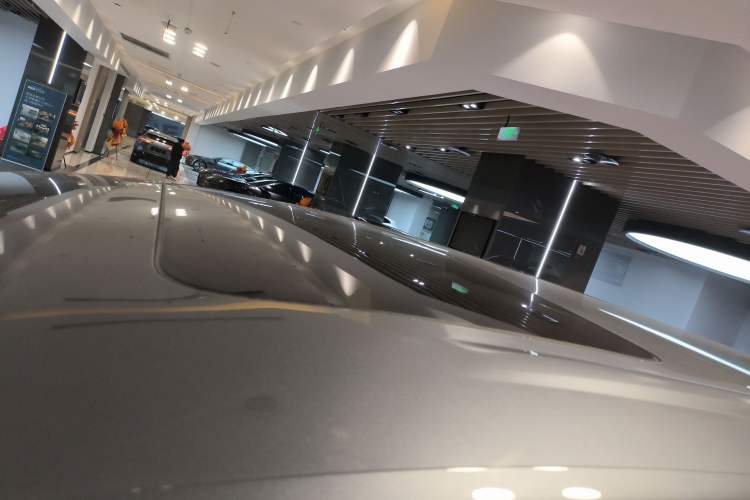 Used Denza D9 2022 EV 600 Four-Wheel Drive Prestige Model