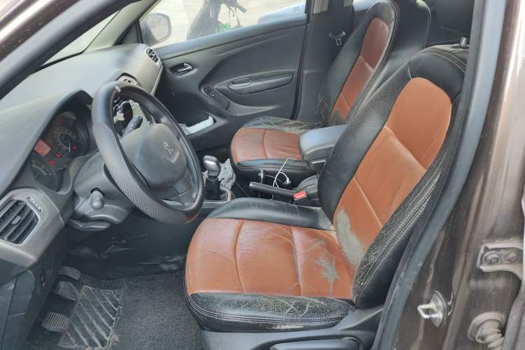 Used Peugeot 301 2014 1.6L Manual Comfort Edition
