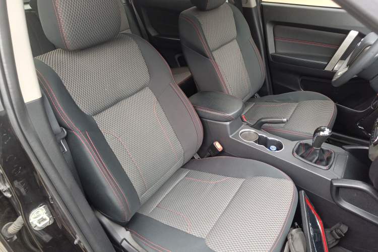 Used Geely Auto GX7 2015 Classic Edition 1.8L Manual Elite Model China IV
