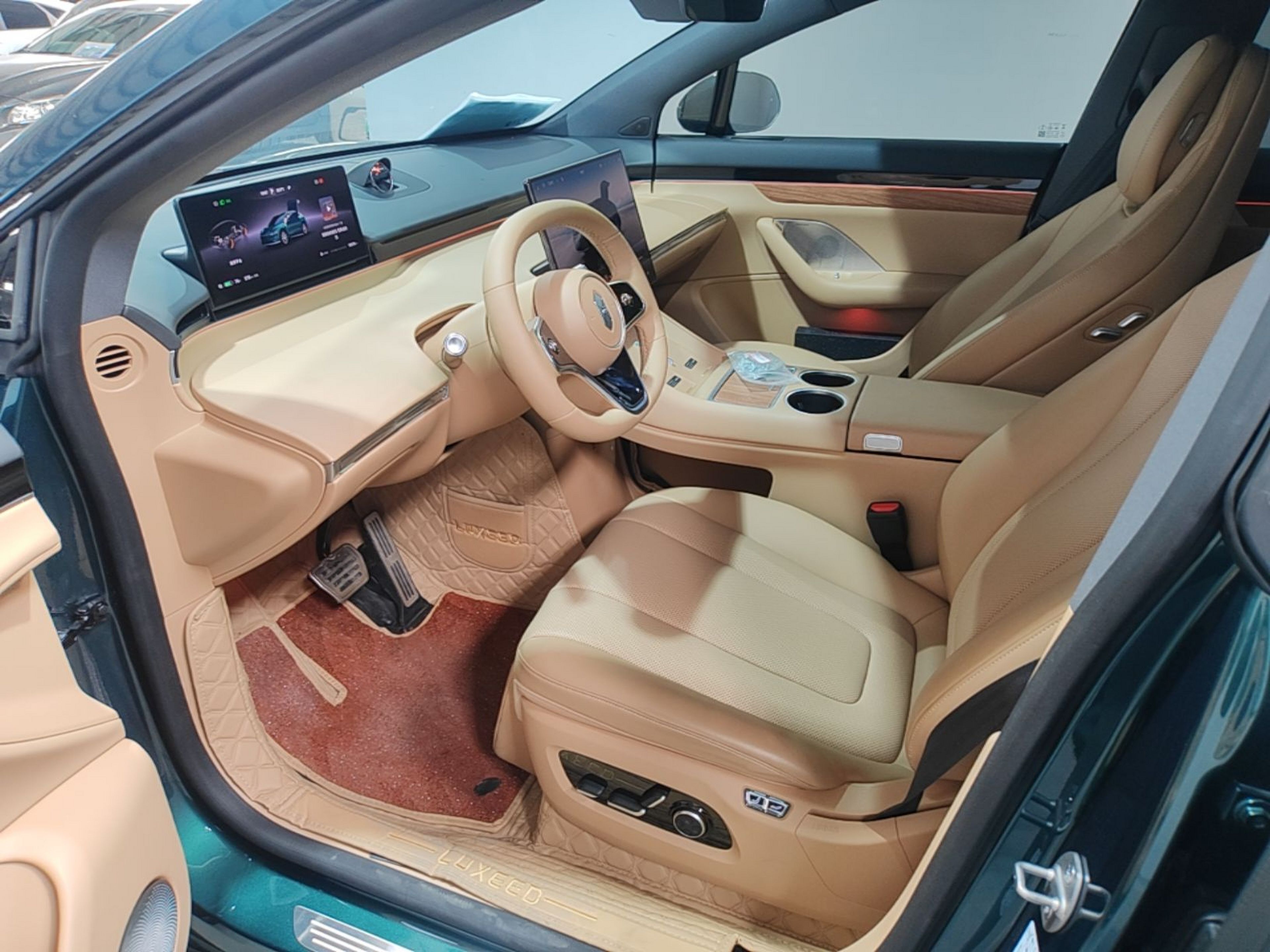 Vordere Reihe im Auto