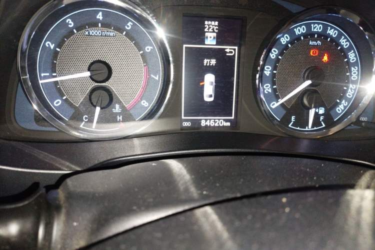 Used Toyota Levin 2015 1.8GS CVT Orange Limited Edition
