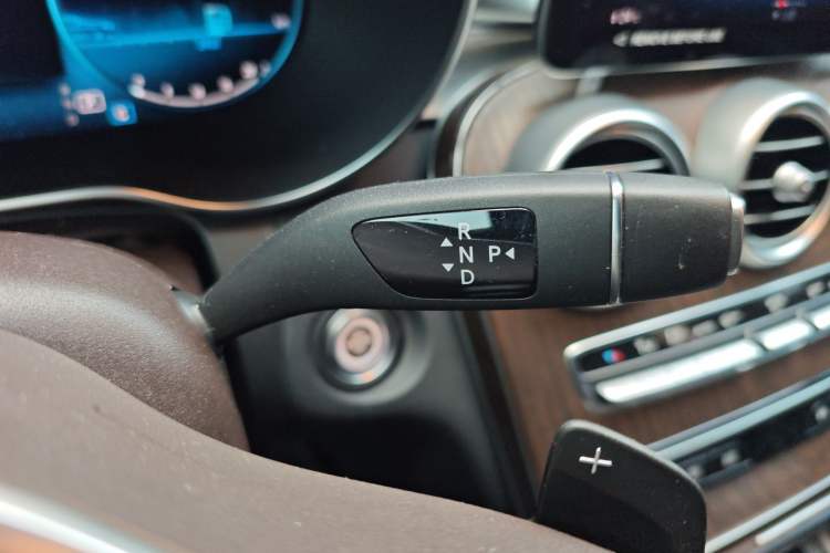 Used Mercedes-Benz GLC 2022 GLC 260 L 4MATIC Luxury Model