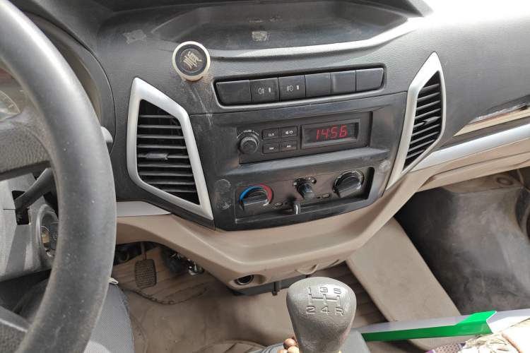 Used CHANGAN KUAYUE V5 2013 1.5L Standard Version DAM15R Audio And AC Panel