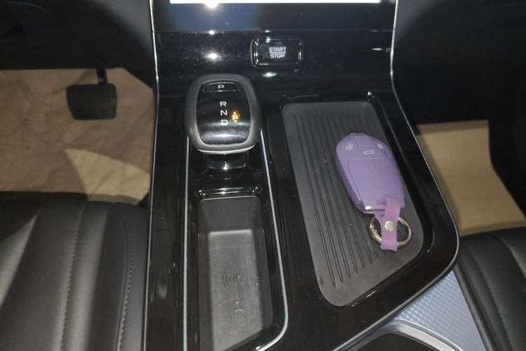 Used Bestune T90 2023 1.5T DCT Automatic Luxury Edition Gear Lever