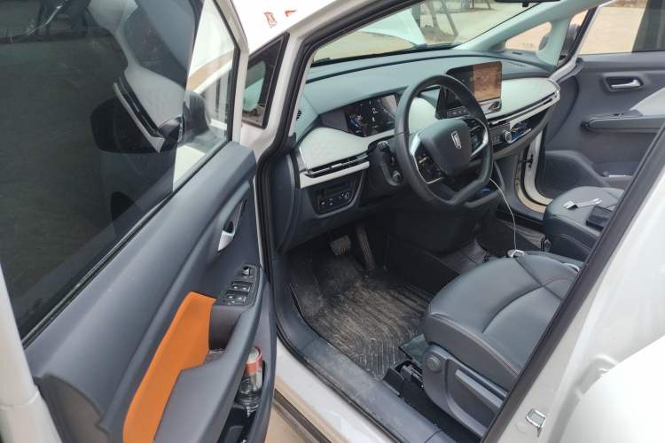 Used Bestune NAT 2023 PRO Enjoy Travel Battery-Swap Version 401km Driver Seat