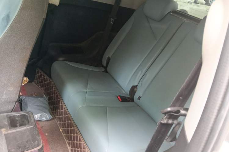 Used Chery QQ Little Ant 2022 Sweet Pink Edition Half-Sugar Version 3-Cell Lithium 30kW 301km Left Rear Seat