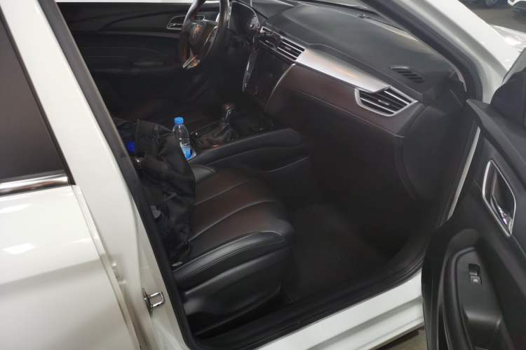 Used Roewe i5 2019 1.5L Automatic 4G Connected Linghao Flagship Edition