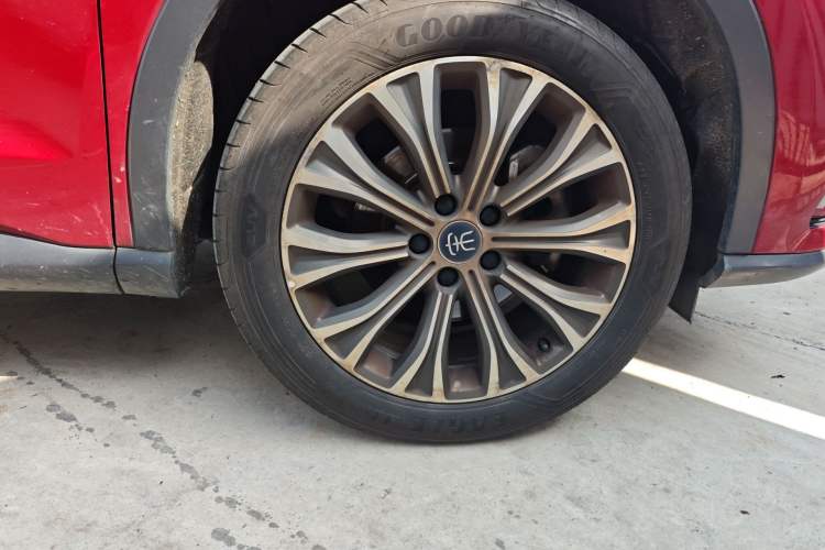 Used BYD Song Pro New Energy 2019 DM 1.5T Four-Wheel Drive Performance Edition Flagship Model Right Front Wheel Hub