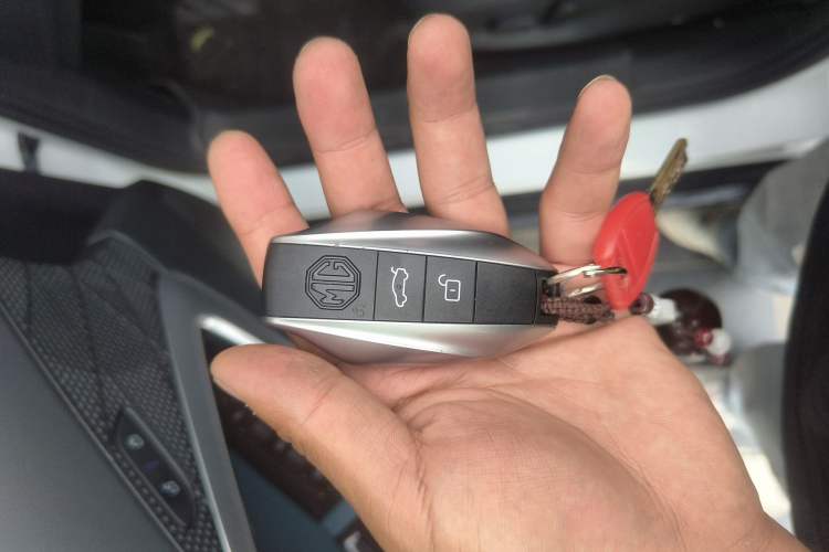 Used MG 7 2025 1.5T 300 DCT Elegant Edition