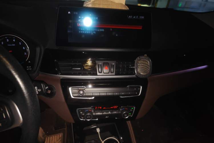 Used BMW X1 New Energy 2020 xDrive30Le Premium Edition Audio And AC Panel