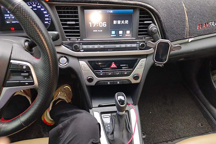 Used Hyundai Elantra (6th Generation / Lingdong) 2016 1.6L Automatic ZhiXuan – Elite Version