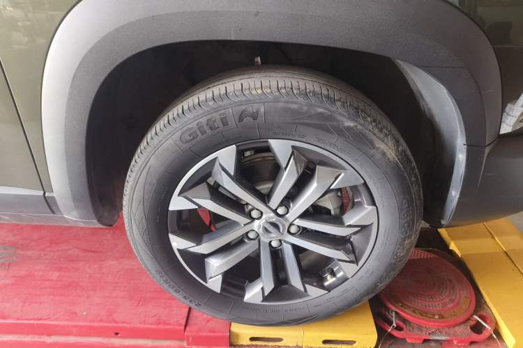 Used Haval DARGO 2021 1.5T DCT Two-Wheel Drive Border Collie - Wangcai Edition Right Front Wheel Hub