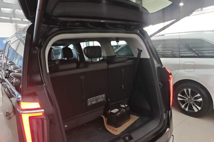 Used GAC Trumpchi M8 2024 Master Series 400T Ultimate Edition Trunk