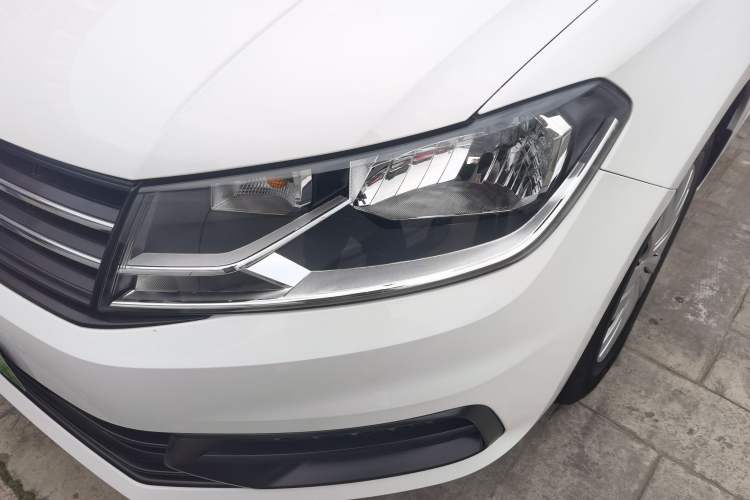 Used Volkswagen Santana 2019 1.5L Manual Fashion Edition China VI Standard Left Front Headlight