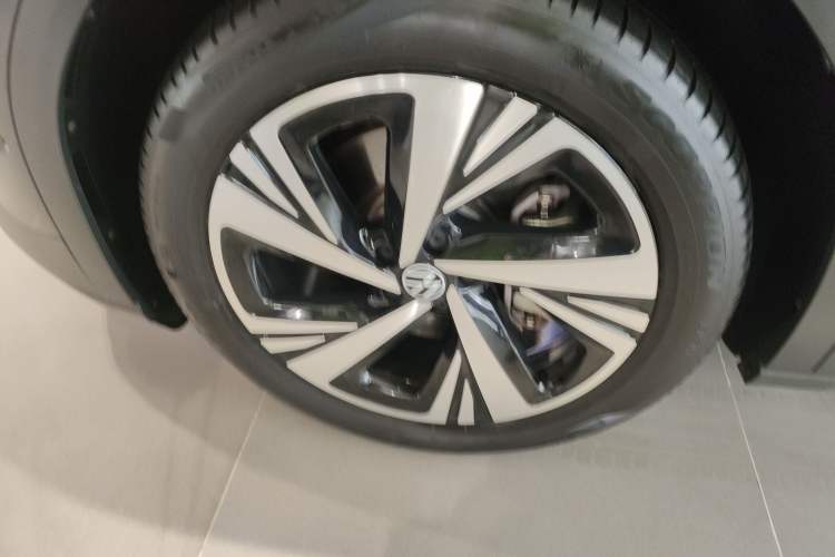 Used Volkswagen ID.6 CROZZ 2022 Long-Range PRO Edition