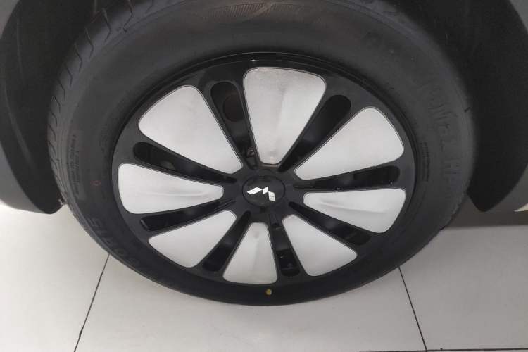 Used Wuling Bingo 2025 410 km Lingxi Deluxe Edition