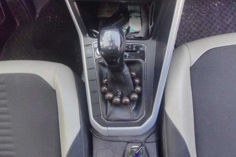 Used Volkswagen Polo 2021 Plus 1.5L Automatic Colorful Tech Edition Gear Lever