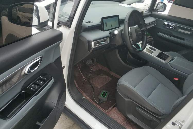 Used AION Y 2023 Plus 510 Enjoy Edition Driver Seat