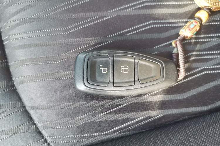 Used Ford EcoSport 2013 1.5L Automatic Prestige Model
