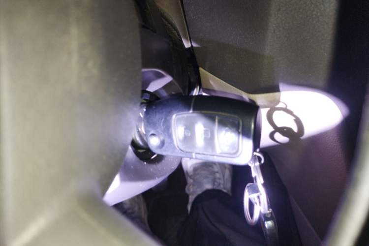 Used Ford Focus 2011 Sedan 1.8L Manual Classic Model
