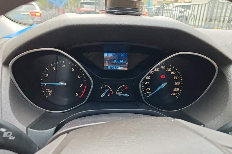 Used Ford Focus 2012 Sedan 1.6L Automatic Comfort Model
