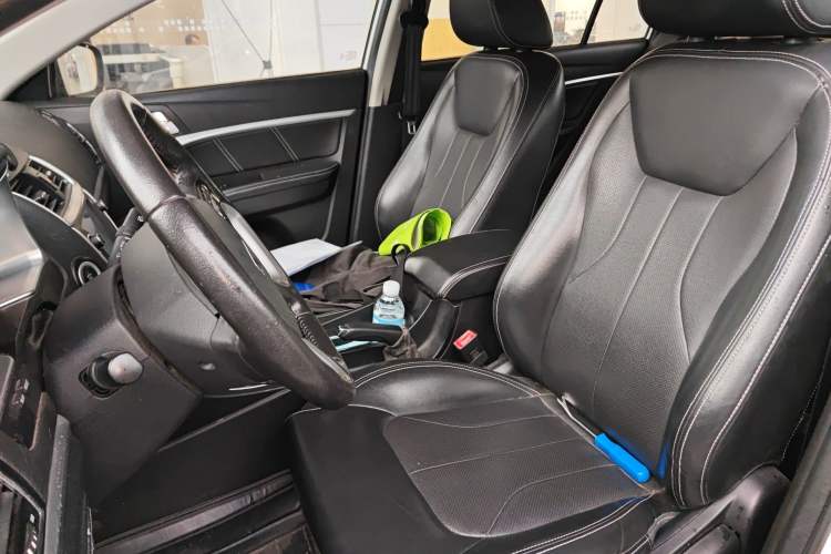 Used Geely Auto Emgrand 2016 Sedan 1.5L Manual Upward Edition