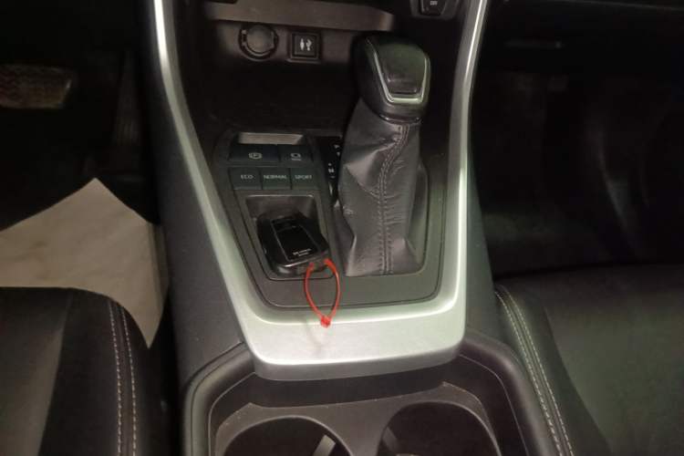 Used Toyota Wildlander 2021 2.0L CVT Two-Wheel Drive Luxury Edition