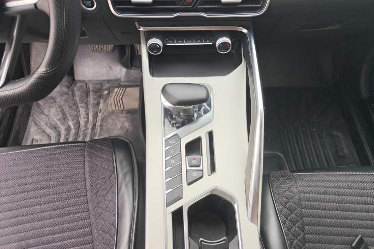 Used Geely Auto Coolray 2023 1.5T DCT Diamond Edition