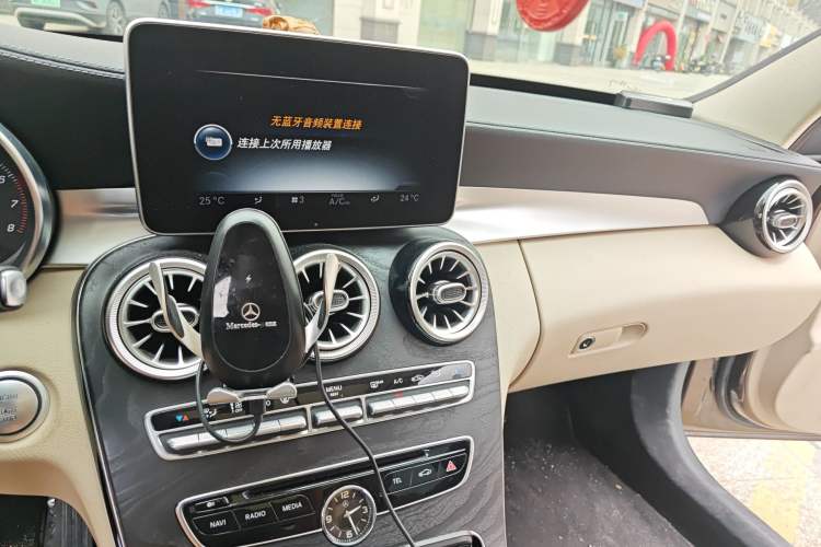 Used Mercedes-Benz C-Class 2015 C 300 L Sport Edition Audio And AC Panel