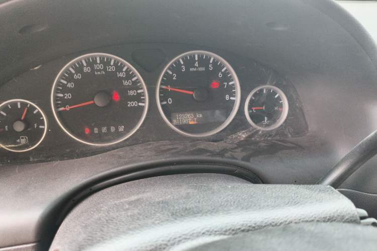 Used Buick GL8 2013 2.4L Executive Edition Odometer Close Up