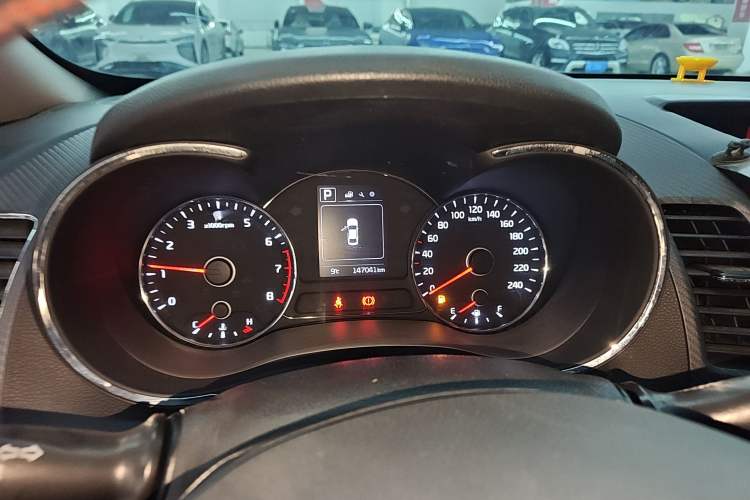 Used Kia K3 2016 1.6L Automatic with Sunroof
