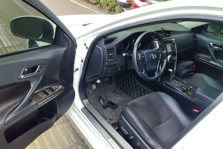 Used Toyota Reiz 2013 2.5V Shangrui Edition