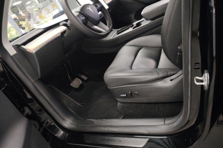 Used Tesla Model Y 2021 Standard Range Rear-Wheel Drive Version