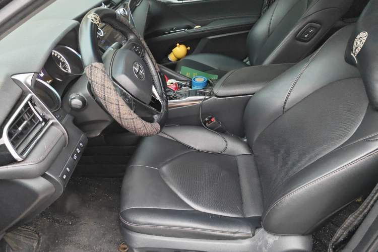 Used Toyota Camry 2019 2.0G Luxury Edition China V Standard Driver Seat