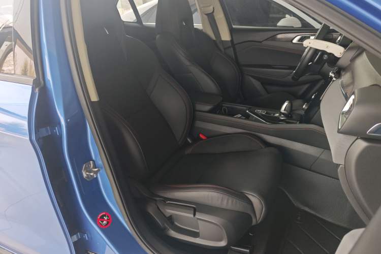 Used Lynk & Co 02 2018 1.5T DCT Two-Wheel Drive Sporty Version China V Standard
