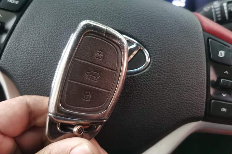 Used Hyundai Tucson 2018 1.6T Dual-Clutch Two-Wheel Drive 15th Anniversary Special Edition