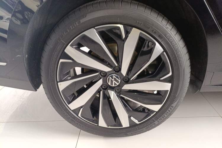 Used Volkswagen Passat 2022 330TSI Luxury Edition
