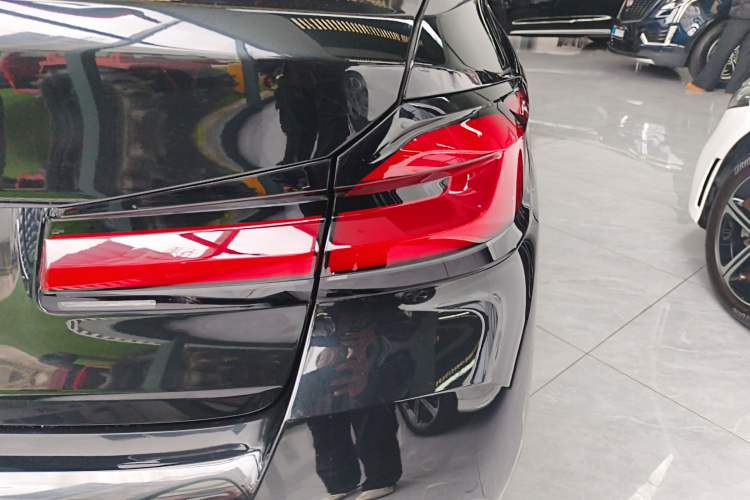 Used BMW 5 Series 2022 Restyled 525Li M Sport Package
