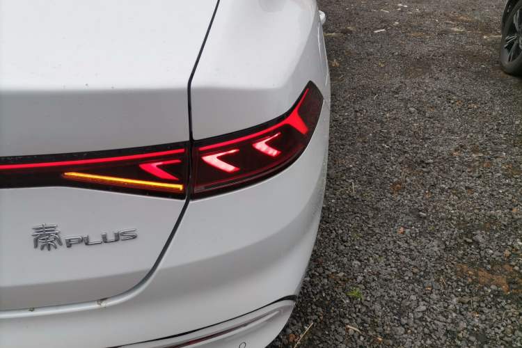 Used BYD Qin PLUS 2021 EV 500KM Luxury Model
